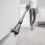 DYSON Akku-Hand-und Stielstaubsauger Dyson V15 Detect Absolute Nickel/Gelb, 660 W, 240 Airwatt Saugkraft, Stauberkennungssensor – Bild 5